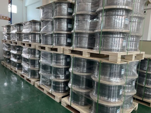 画像6: DC 1500V ソーラーケーブル 4SQ 6SQ 1000m 太陽光ケーブル  H1Z2Z2-K ソーラーケーブル　太陽光ケーブル　太陽光発電用 62930 IEC 131 (6)